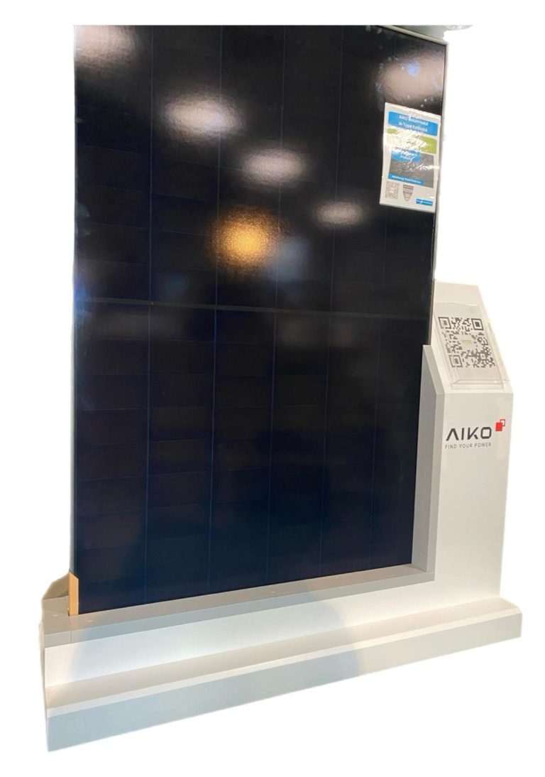 Aiko Photovoltaikmodule developed in Freiburg exlusiv im Sonnenkaufhaus